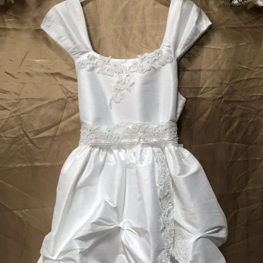 First Communion Dress - Picture 2 of 3